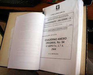 Contenido de la Carpeta sobre la documentación y el seguimiento del periodista sueco Dick Emanuelsson durante el lapso de noviembre 2004-octubre de 2005