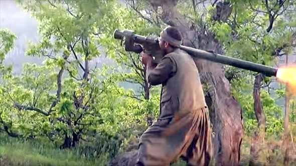 PKK-krigare skjuter ner en turkisk militärhelikopter med rysk luftvärnsmissil