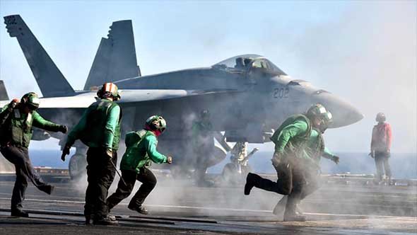 USA-koalitionen bombar ännu en gång anti-IS-soldater av ”misstag” samtidigt som jhihadistmotståndet i Aleppo börjar kollapsa