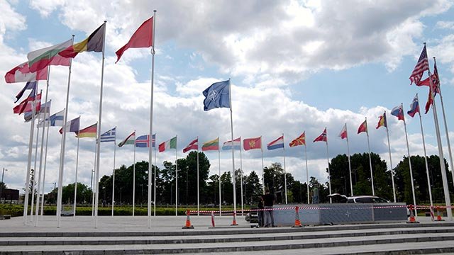 New York Times:  ”NATO är inte vad det utger sig för att vara”