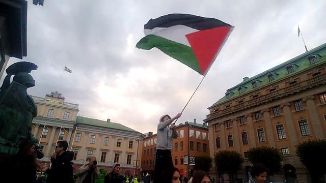 Nu går krigsförbrytaren Netanyahu inte säker, inte ens i sitt hem!
